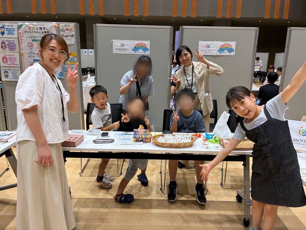 イベントに出店する子どもたち