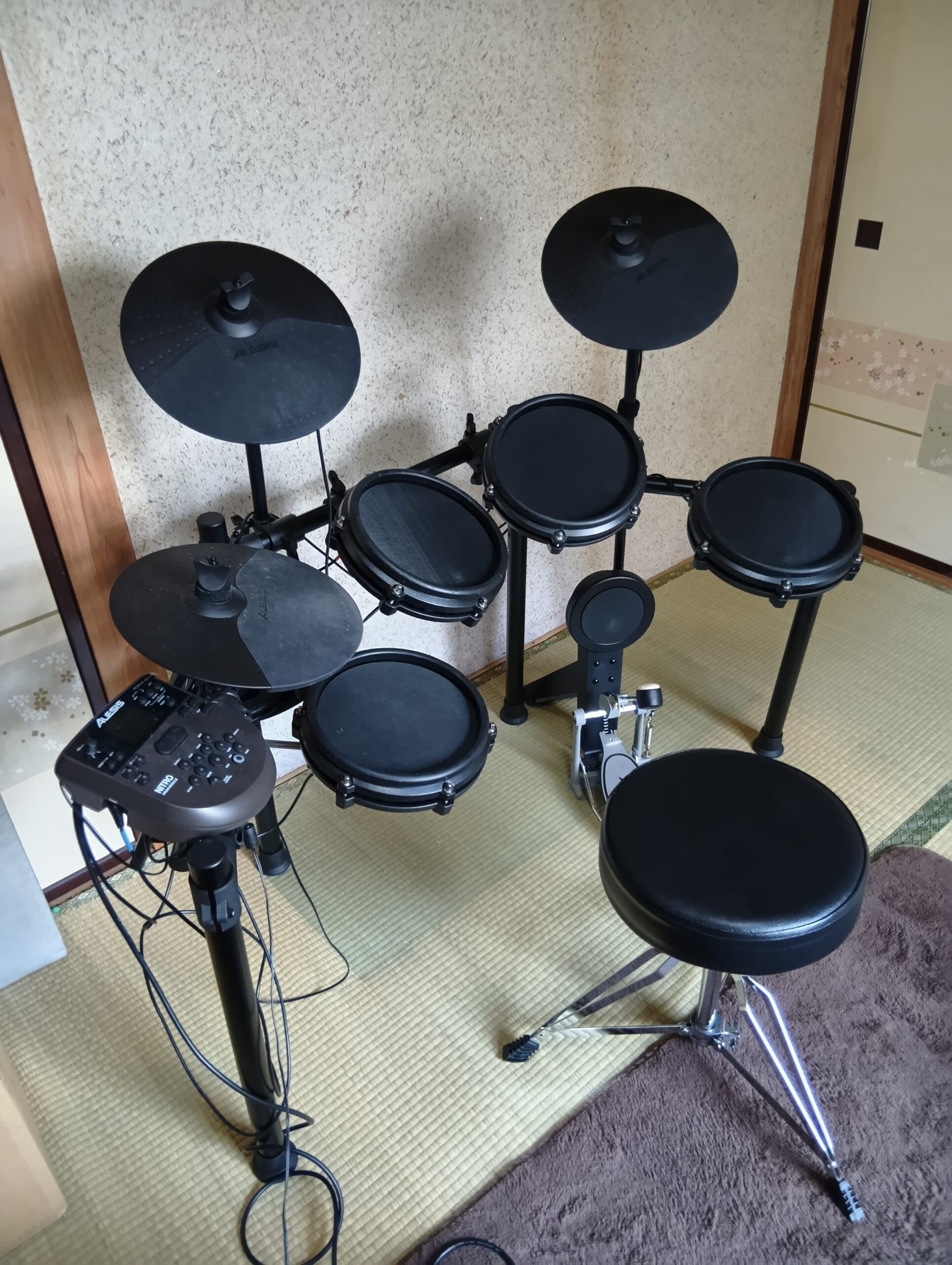 NIJINアカデミーの教室に置かれた楽器（千葉佐倉校以外の教室の様子）