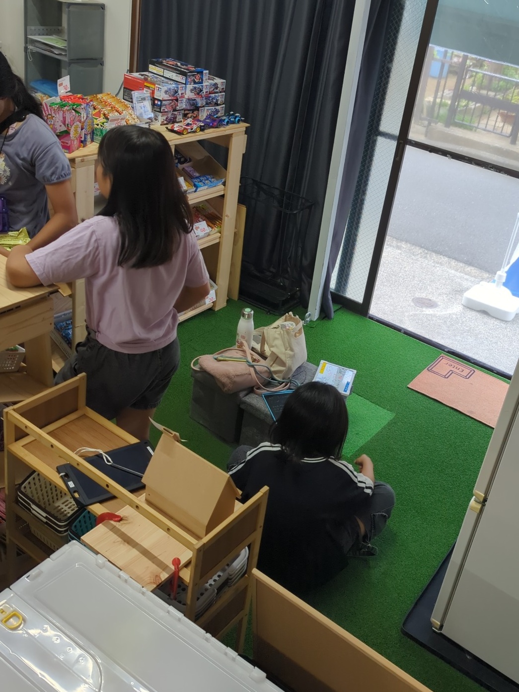 川崎市のフリースクール NIJINアカデミー武蔵新城校の教室風景