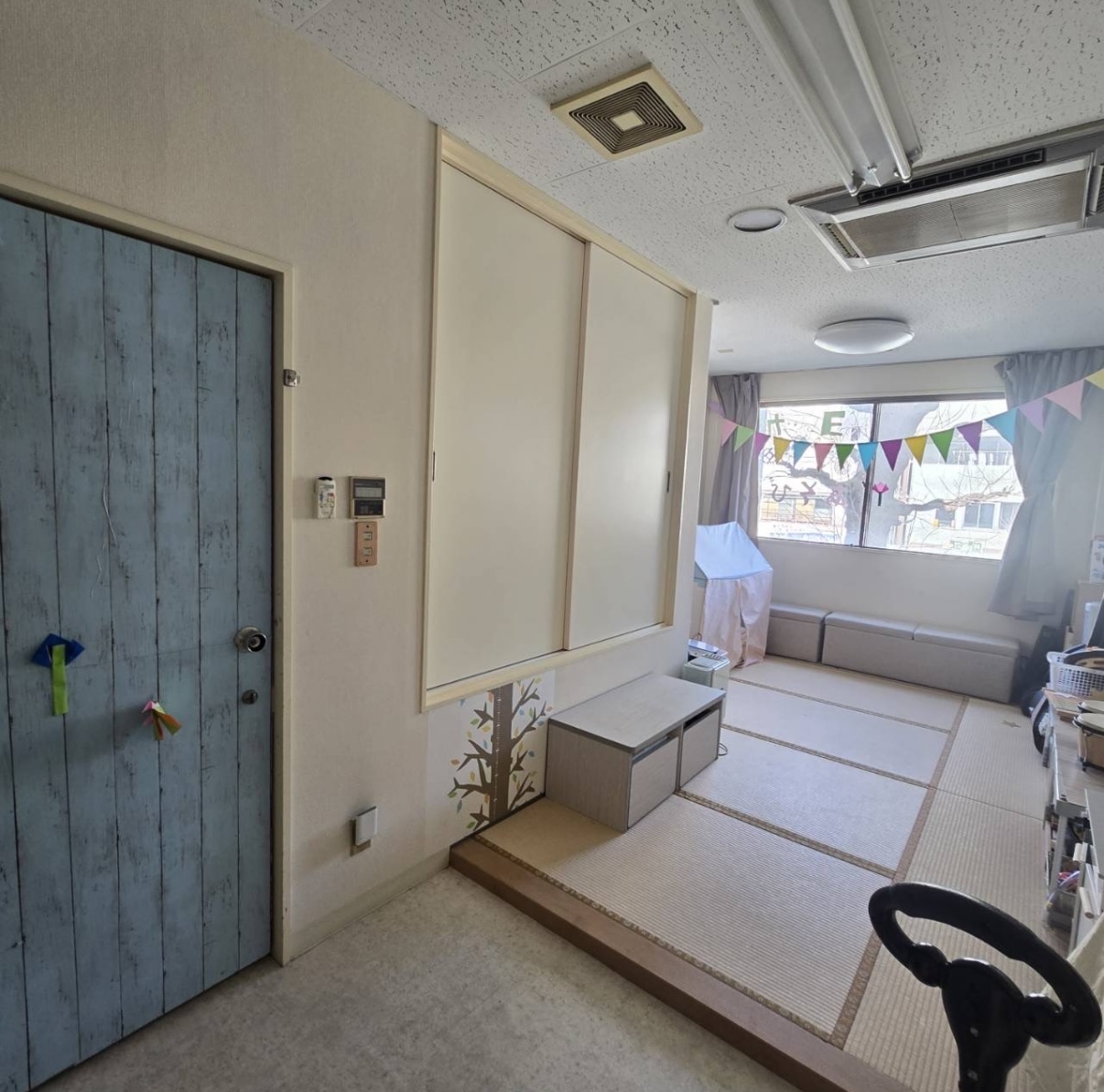 畳と引き戸のある和室