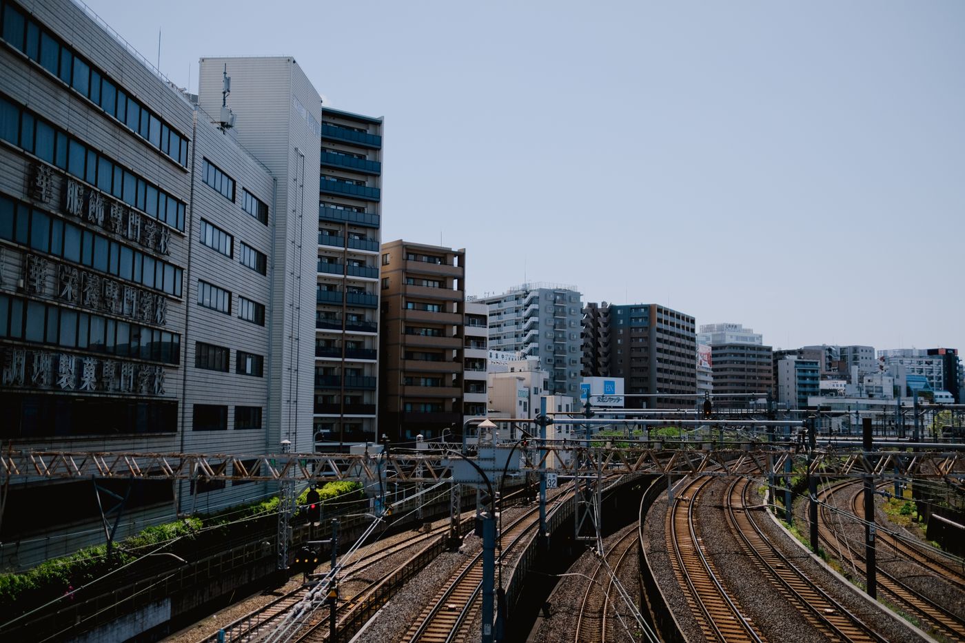 日本の街並み（写真はイメージです）