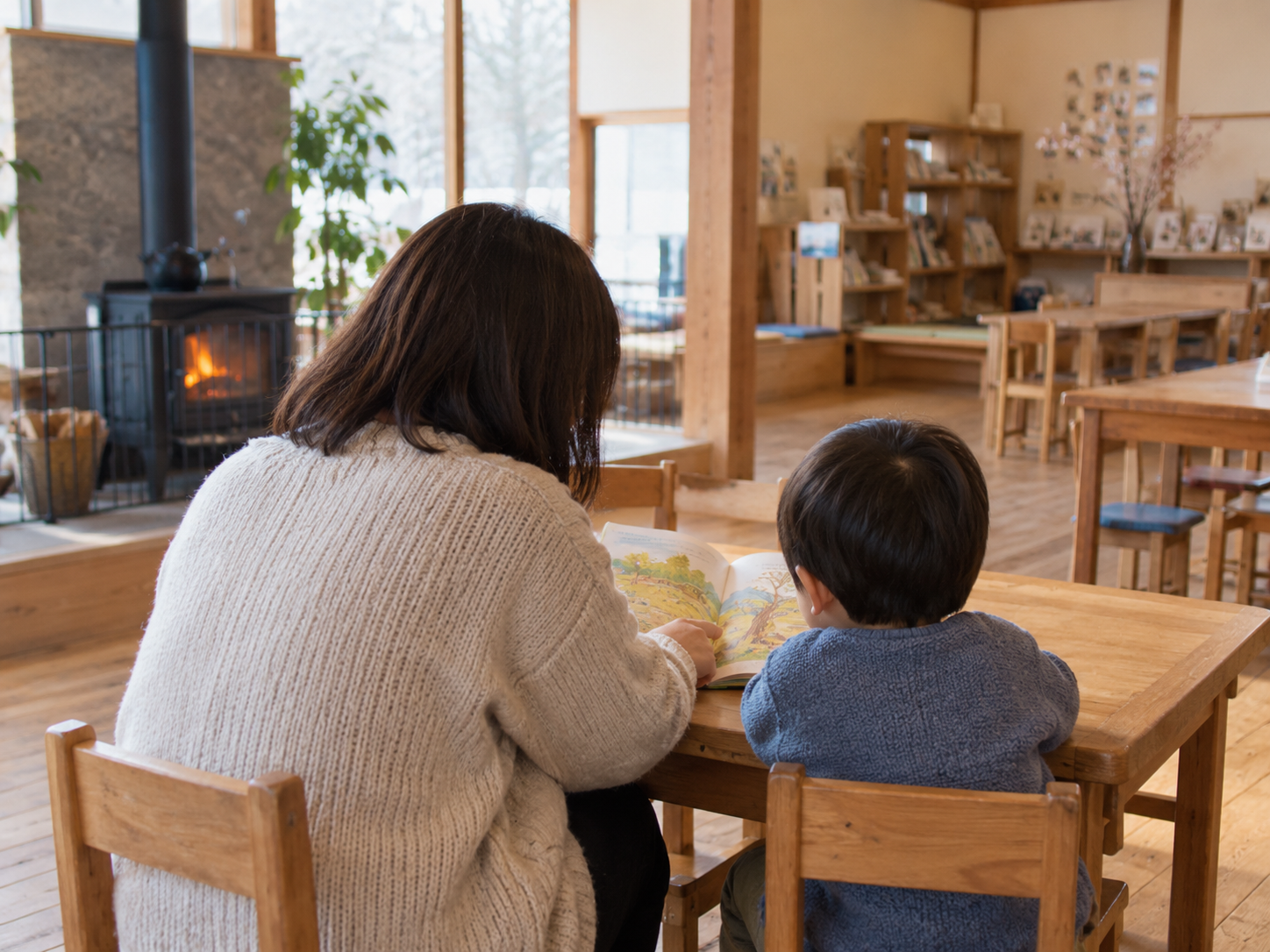 羽後町で家族が学び場を相談するイメージ。記事用に生成したイメージで、実在の人物・施設ではありません